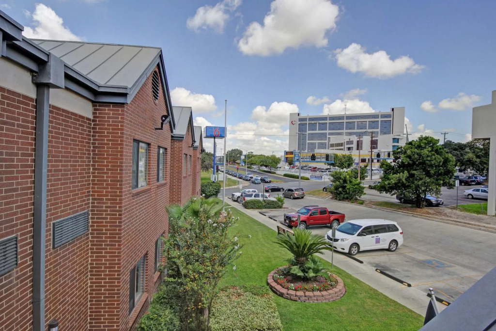 Park Inn by Radisson, Medical Center