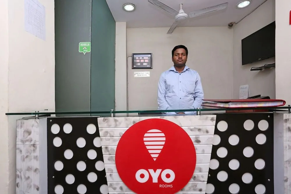 OYO 714 Hotel De Plaza