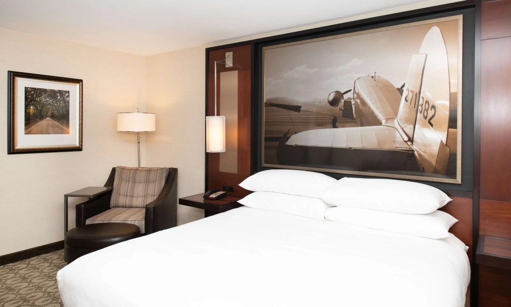 DoubleTree Hotel & Suites Charleston Airport