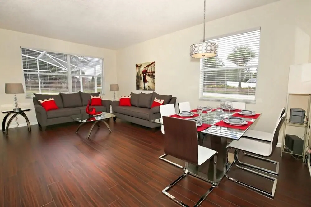 Oxford Drive Villa Highlands Reserve 1