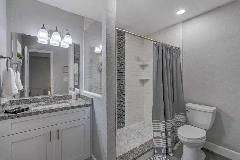 Heated Pool Close to St Pete Tampa Pet Friendly