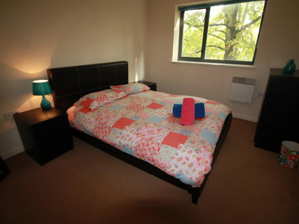 Radyr Place Apartments by Cardiff Holiday Homes
