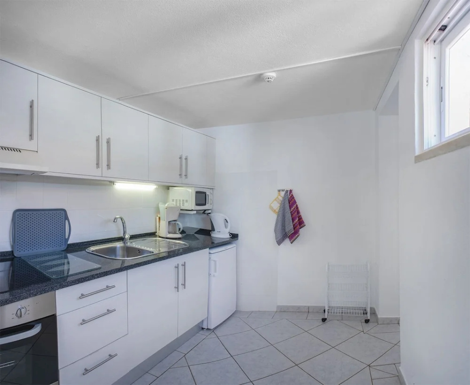 Peaceful One-bedroom Apartment in Praia da Luz