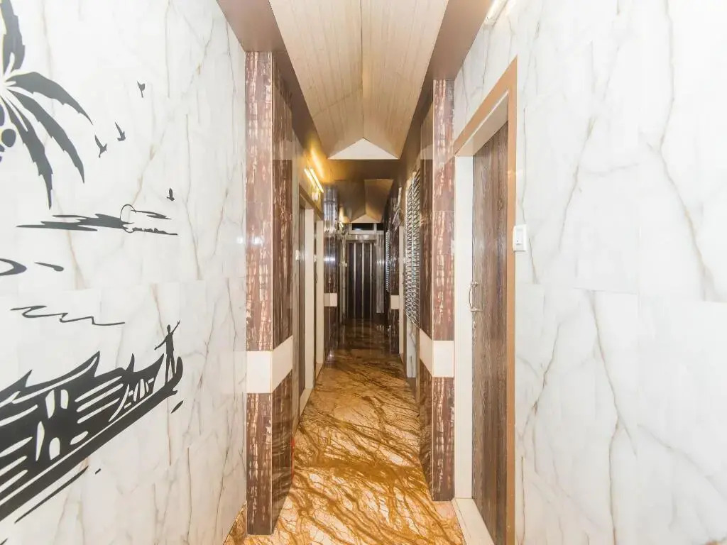 OYO Rooms Colaba