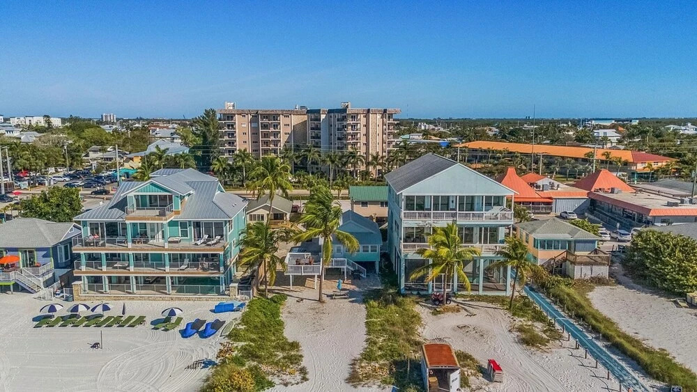 Sand Dollar View - Spectacular Beachfront View From This 5 Bedroom