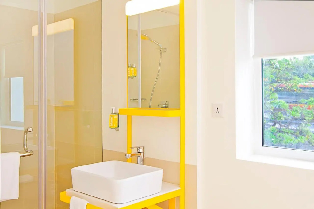 Bloom Hotel - Koregaon Park