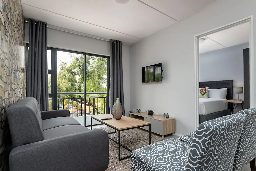 Sandton View E024
