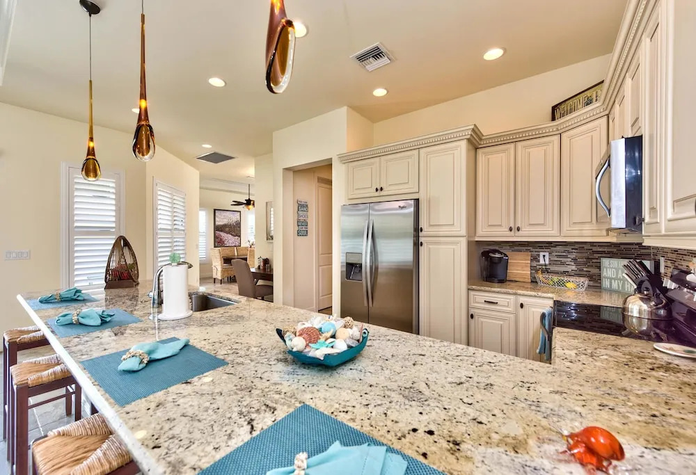 Amalfi 3 Bedroom Home by NFVH