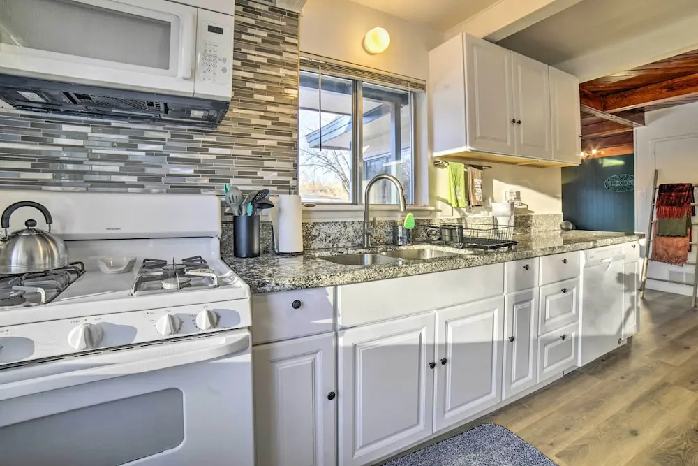 Gateway to Mt Rose Ski! Reno Home w/ Fireplace