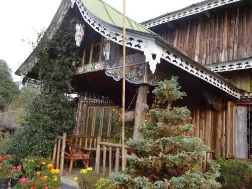 Seven Hills Resort