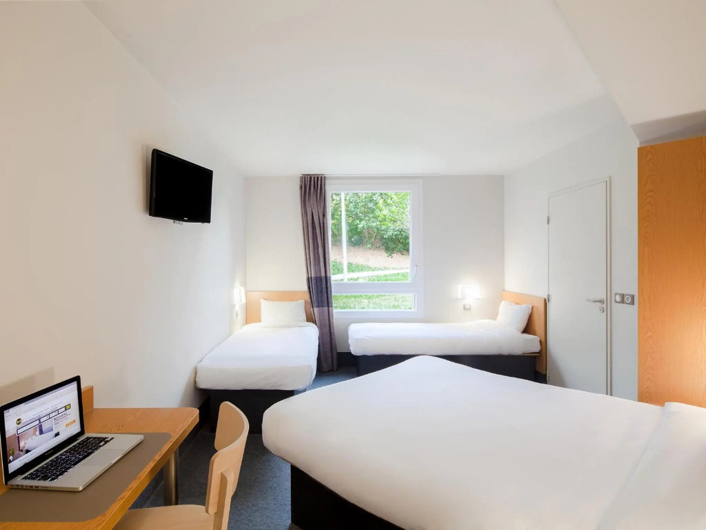 B&B HOTEL Marne-la-Vallée Torcy Gare 3 étoiles