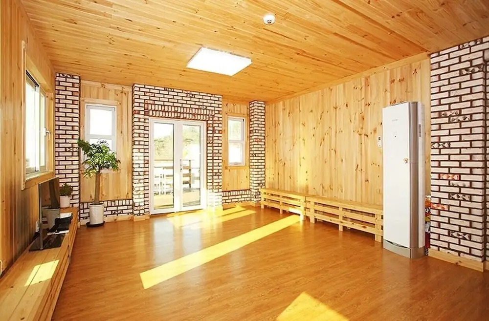 Lucia Pension