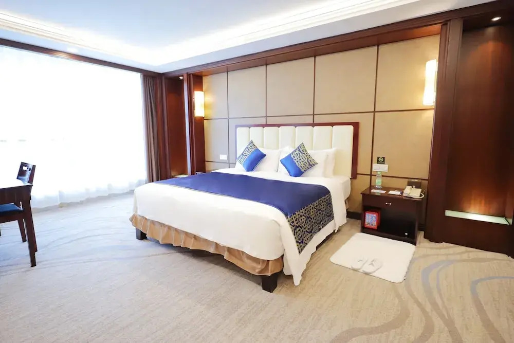 Southern Airlines Pearl Hotel