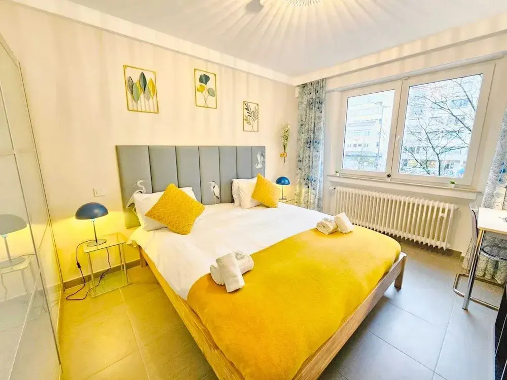 Exceptional 1BR Apartment in center