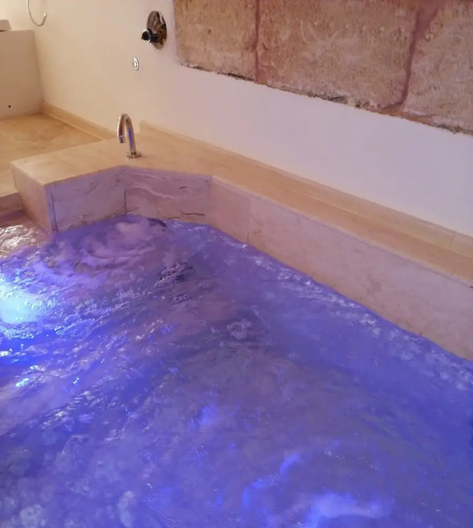 Deluxe Azalea Suite With Private Pool