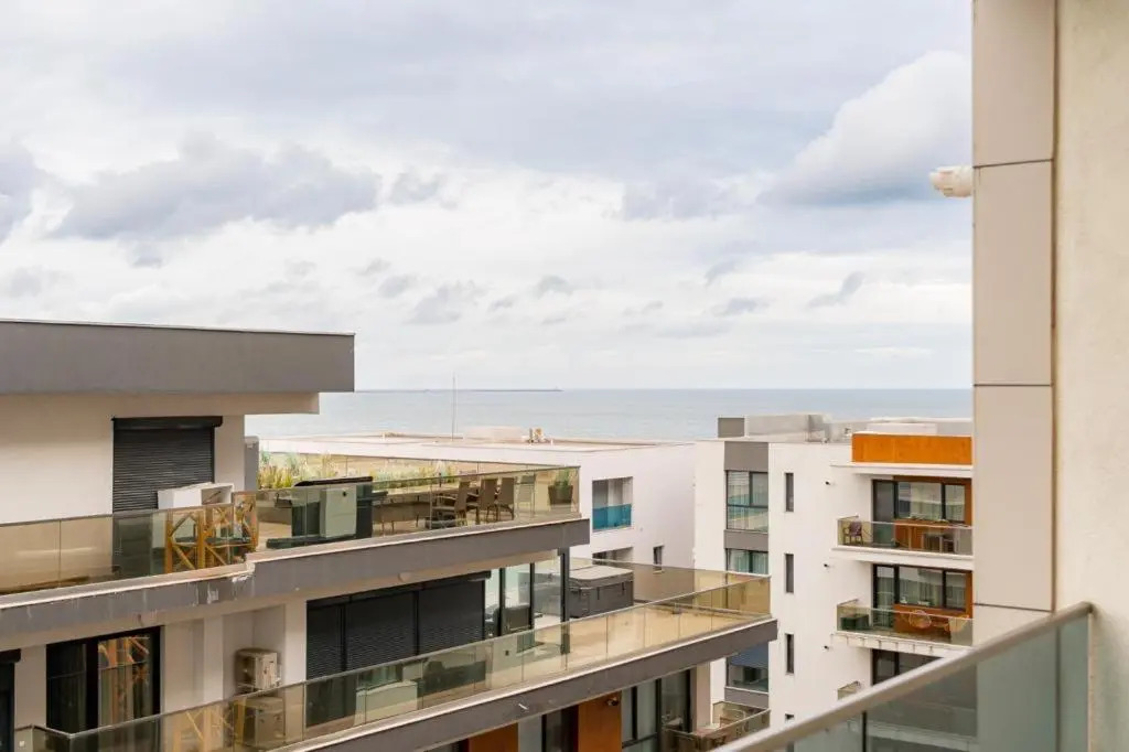 AZIMUTH Hotel by Building Stefan - Hotel Building Stefan Resort I Sud
