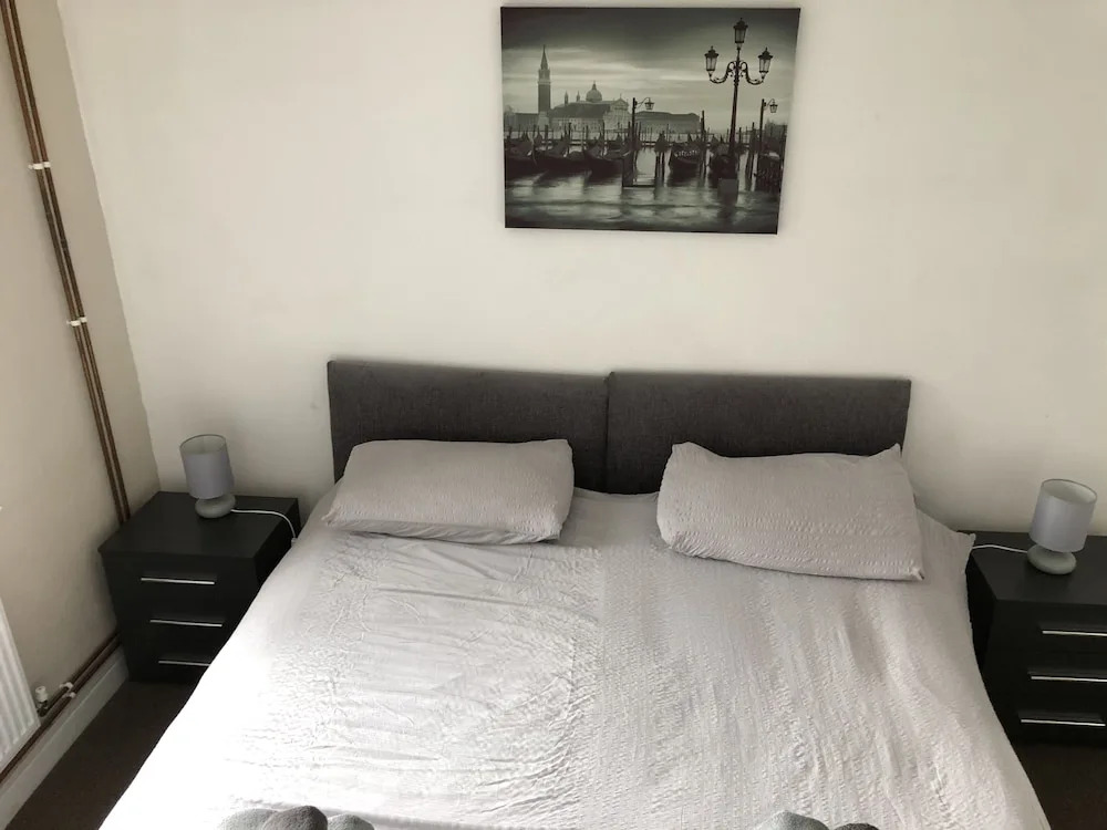 Lovely two Bedroom Apartment Flat in Shirley