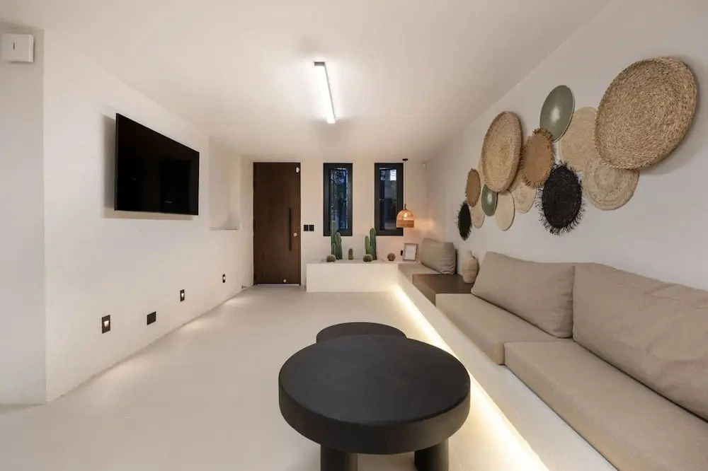 Luxurious 5BR House in Provenza Perfect for Groups