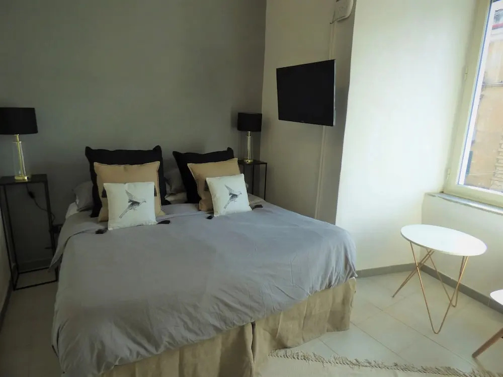 MiMi Bed & Breakfast