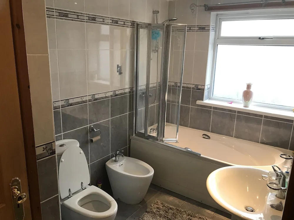 Remarkable 4-Bed Apartment