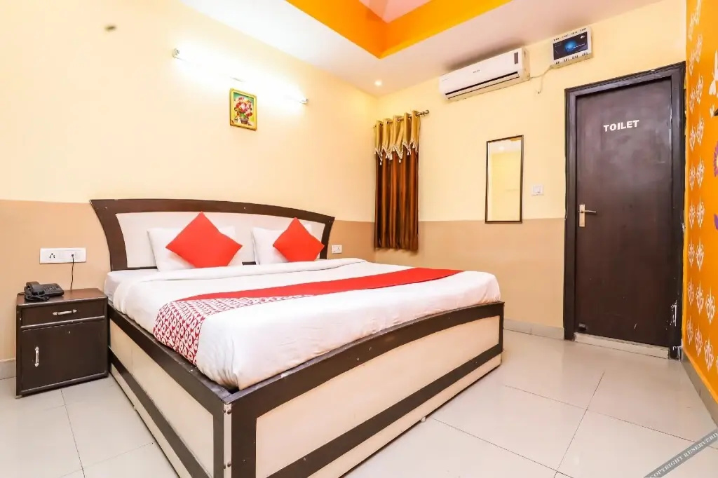 Vasundhra Heights Hotel By Oyo