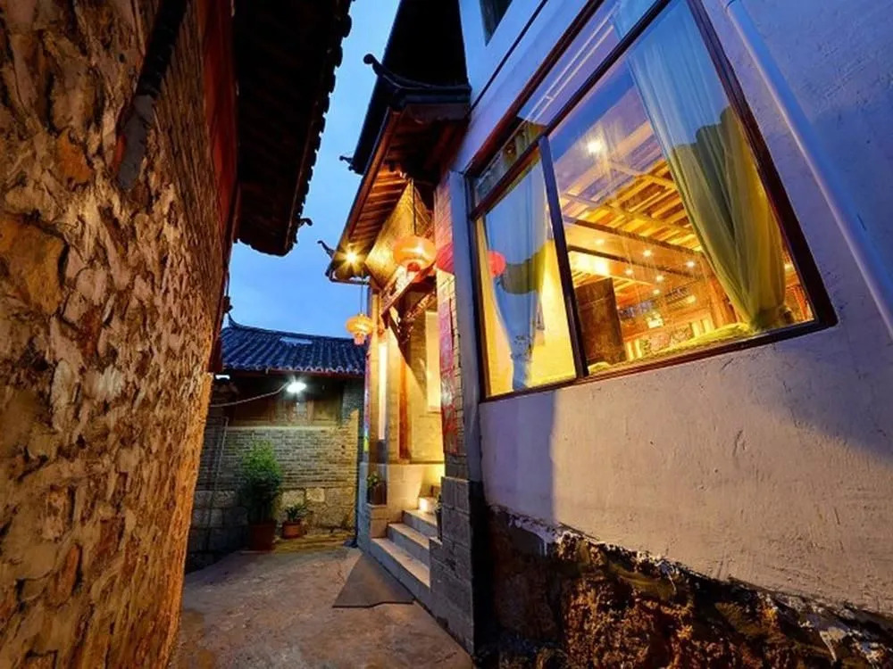 Lijiang Flowers Lanting Boutique Resort Inn