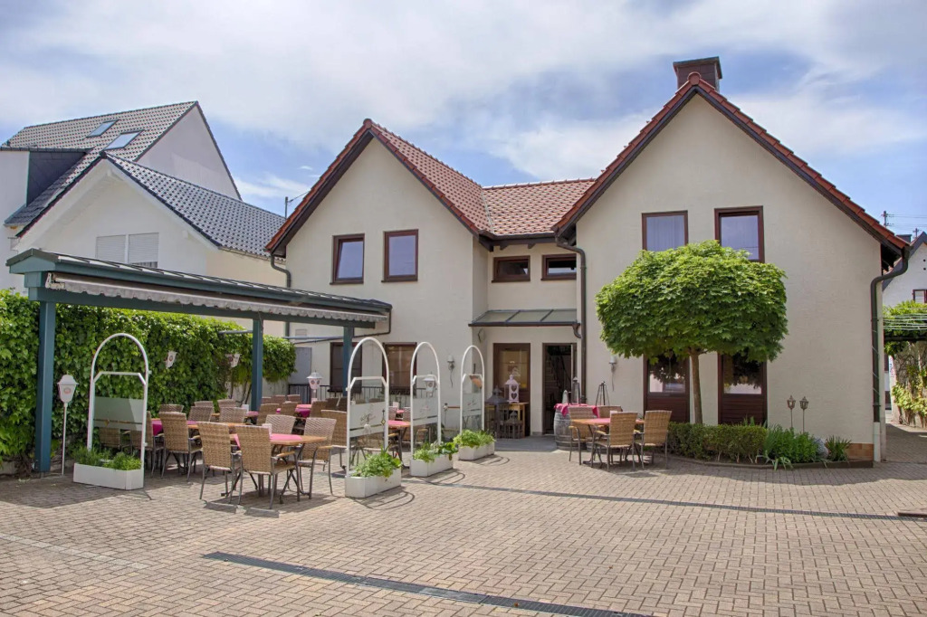 schuhs hotel & restaurant