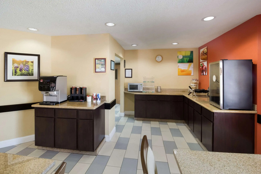 Quality Inn Baytown - Houston East