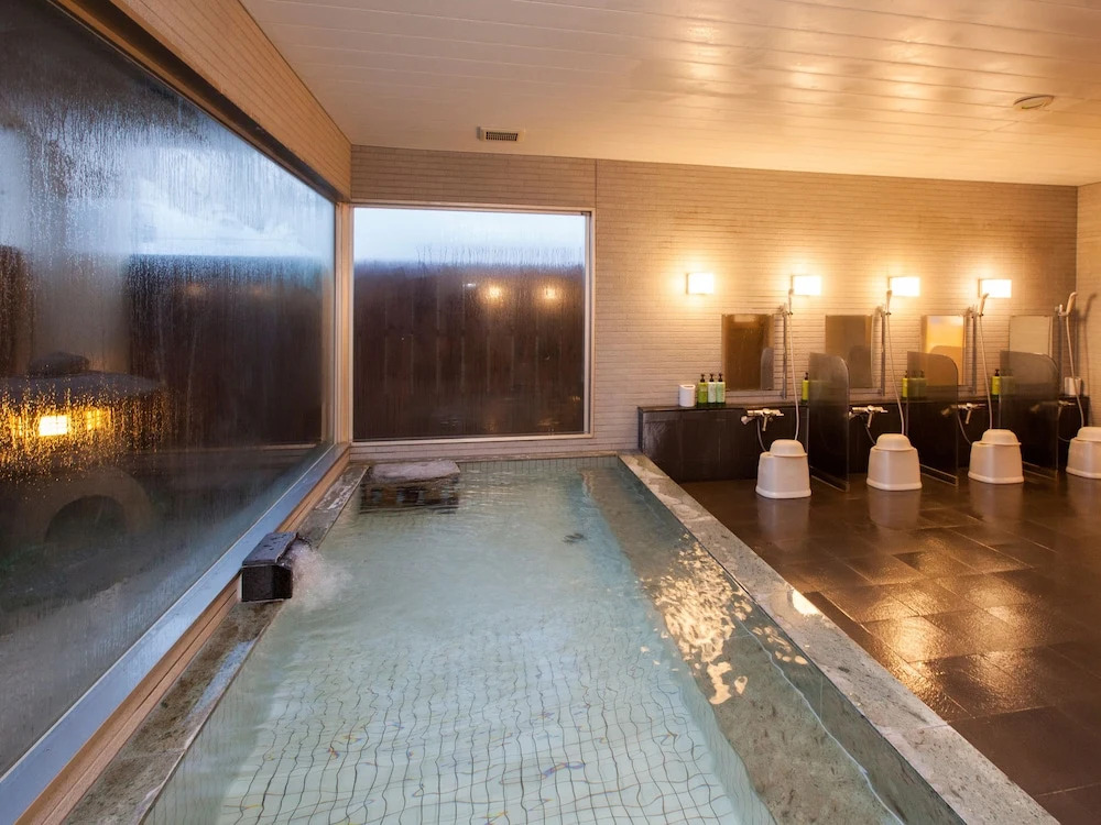 Business Hotel Isesaki Heisei Inn