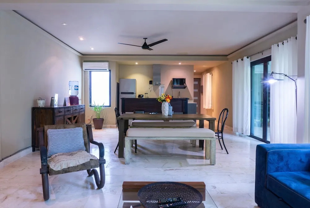 Lotus 2 Condo One Block Away from Mamitas Beach Club by RedAwning