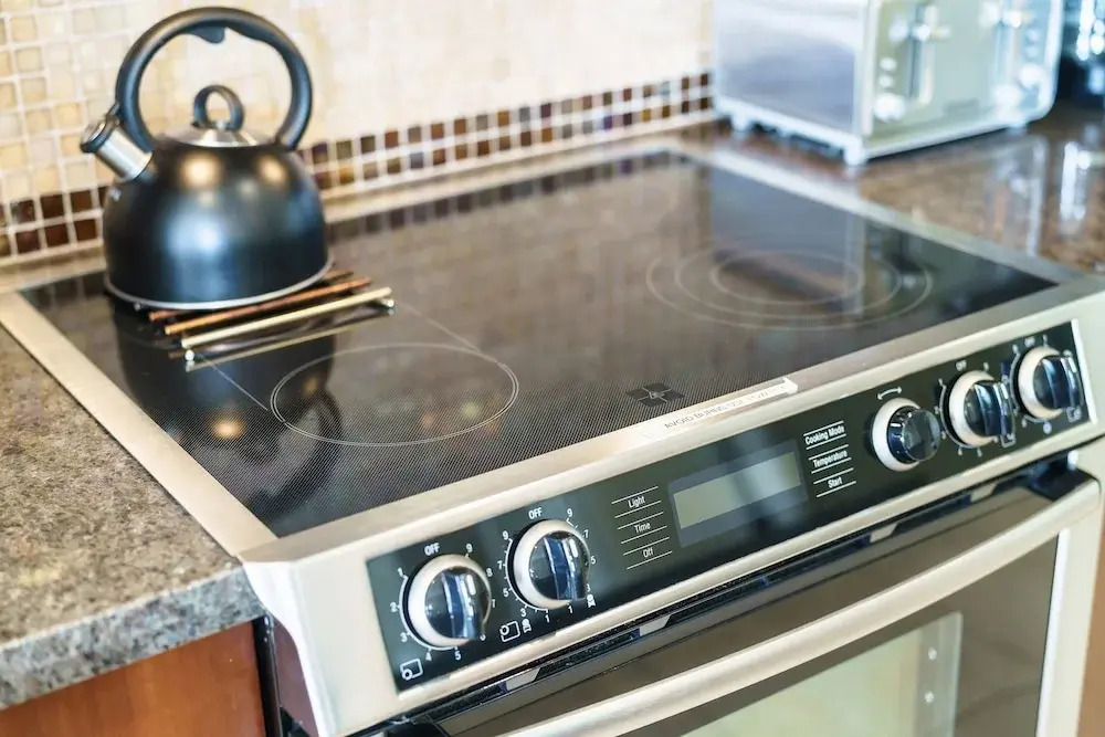 Honua Kai Hokulani 934, Renovated, AC, Large Lanai, No Carpet, Amazing Views!