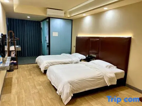 Sanheyuan Homestay