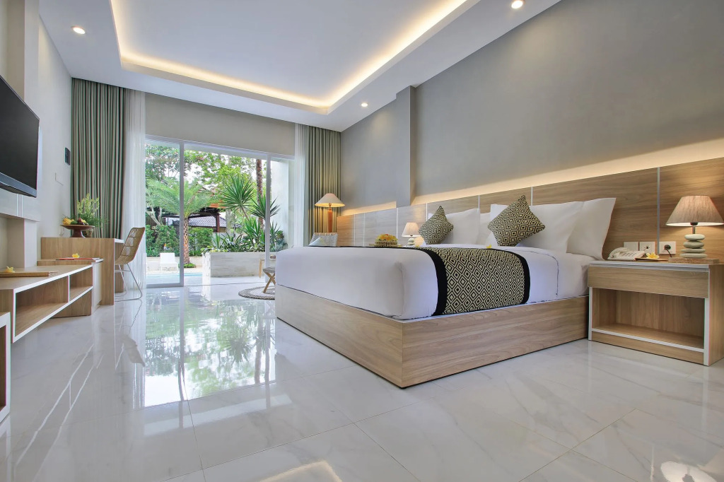 Tapa Tepi Kali Canggu