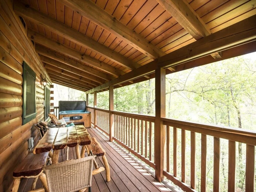 The Bear Essentials 3 Bedrooms 3 Bathrooms Cabin