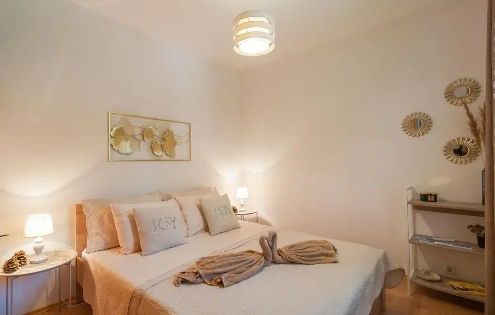 Stunning Apartment in Jesenice With 1 Bedrooms and Wifi