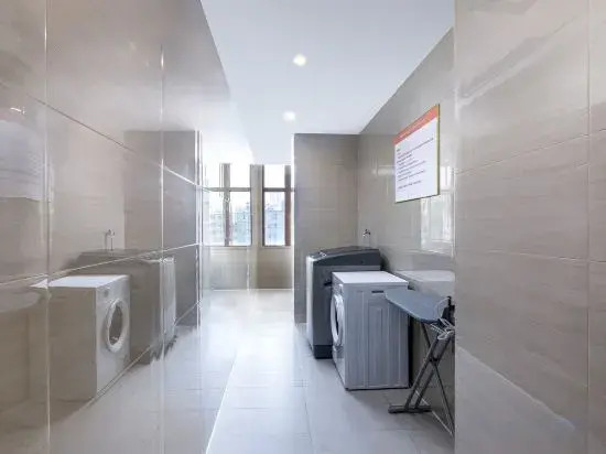 Vienna Hotel (Huizhou Yeting Avenue)