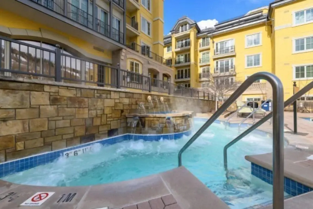 Luxury 5BR Penthouse Residence at The Ritz-carlton Club Vail