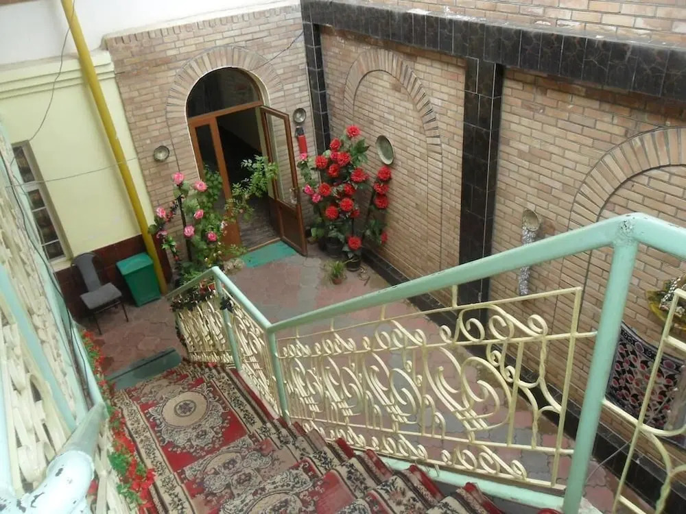 B&B Bahodir