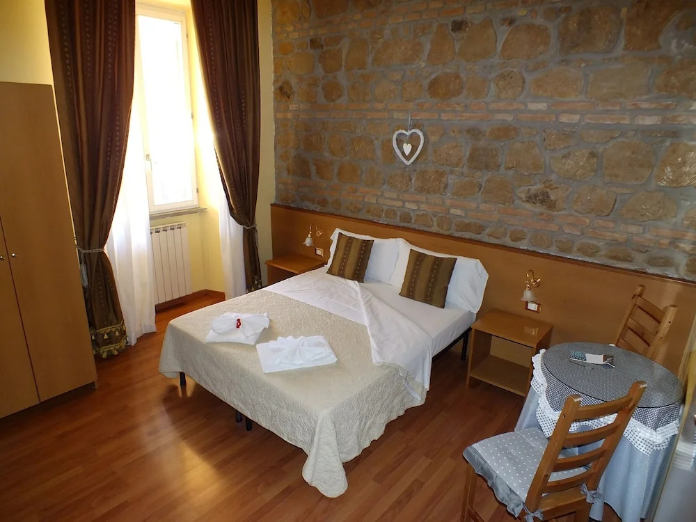 Guest House 64