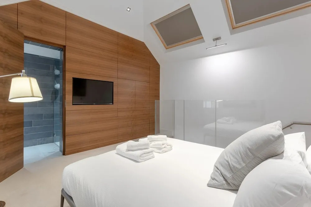 Mayfair 1 Bedroom Flat