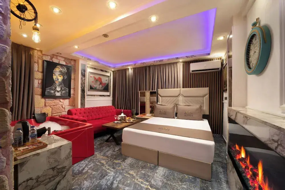 Ren Plus Sui̇tes Otel