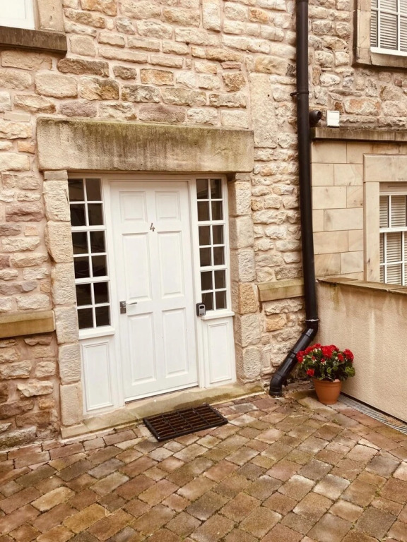 Lovely 1-bed Apartment in Lancaster, England