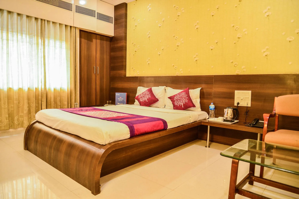 OYO 4445 Hotel Saishri