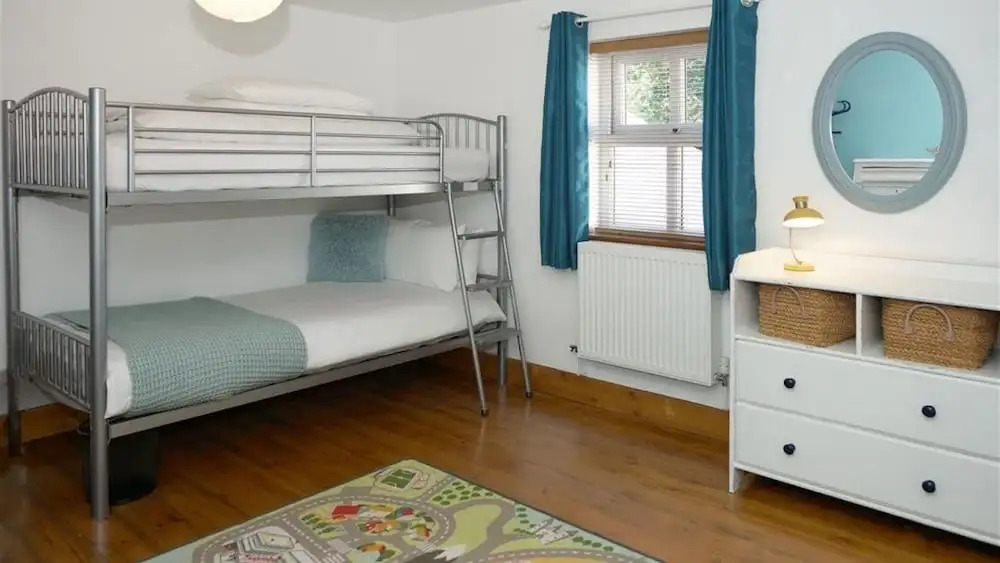 Great House for Large Groups, Lots of Space and Large Garden