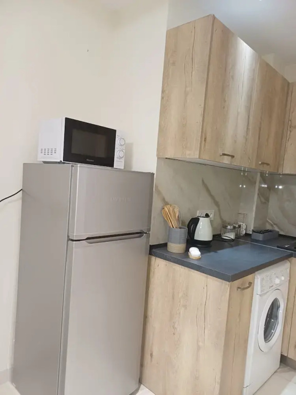 1bdr luxury apartment