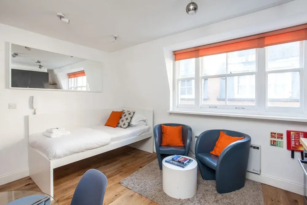 Quality Apartment Shaftersbury Avenue
