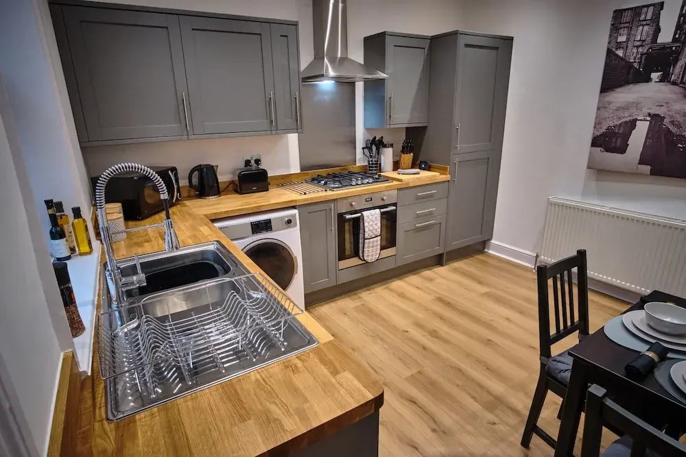 The Townhouse Simple2let Serviced Apart