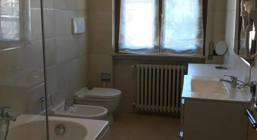 Color House Malpensa B&B