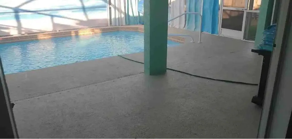 Beautiful 3 bedroom home with pool Internal name: Barker house