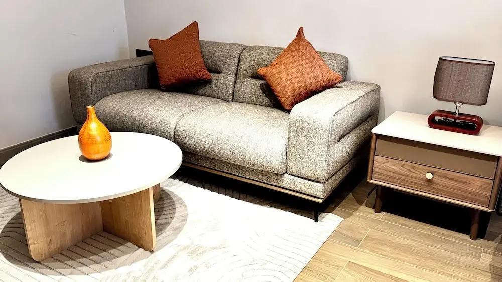 Elite Luxury Suites at The Diamond in City